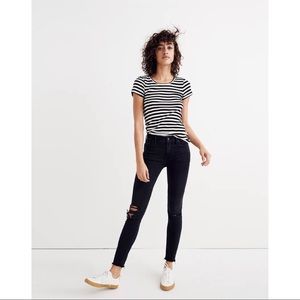 Madewell 9" Mid-Rise Skinny Jeans in Black Sea
